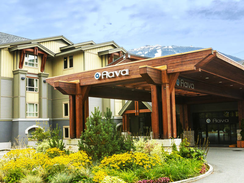 Canadian golf packages at Aava Whistler Hotel