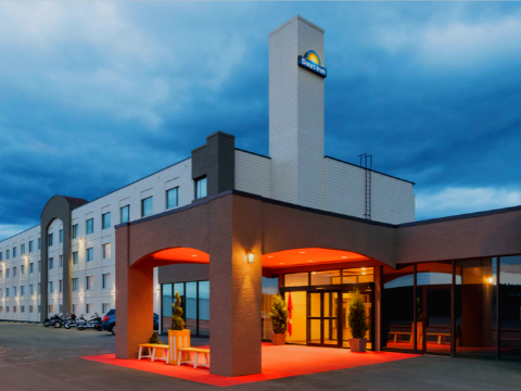 Golf Packages at Days Inn