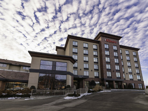 Golf Kelowna while staying at Prestige Inn Kelowna