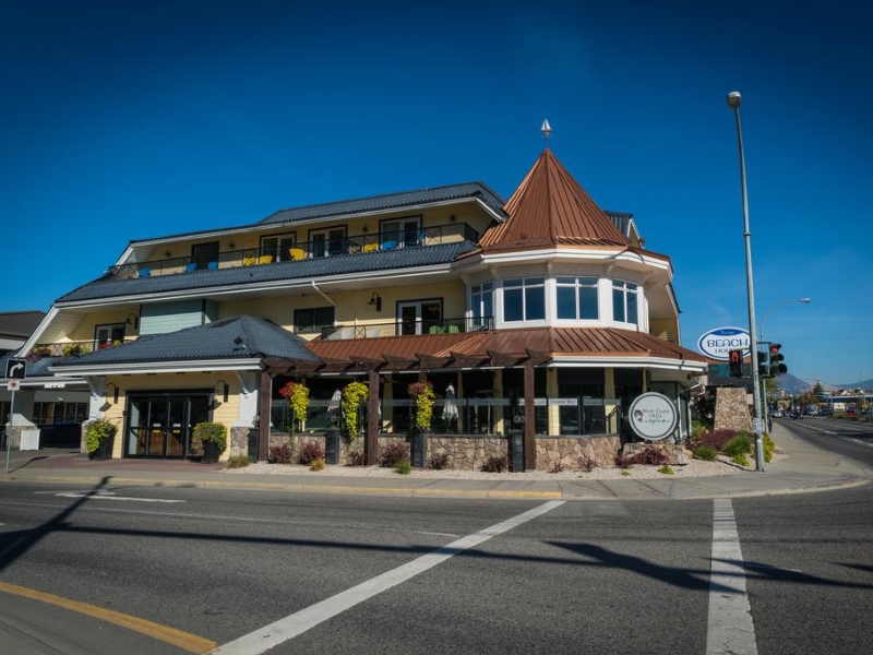 Golf Kelowna while staying at Prestige Inn Kelowna