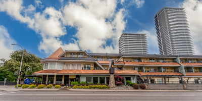 Prestige Beach House Kelowna Prestige Beach House Kelowna